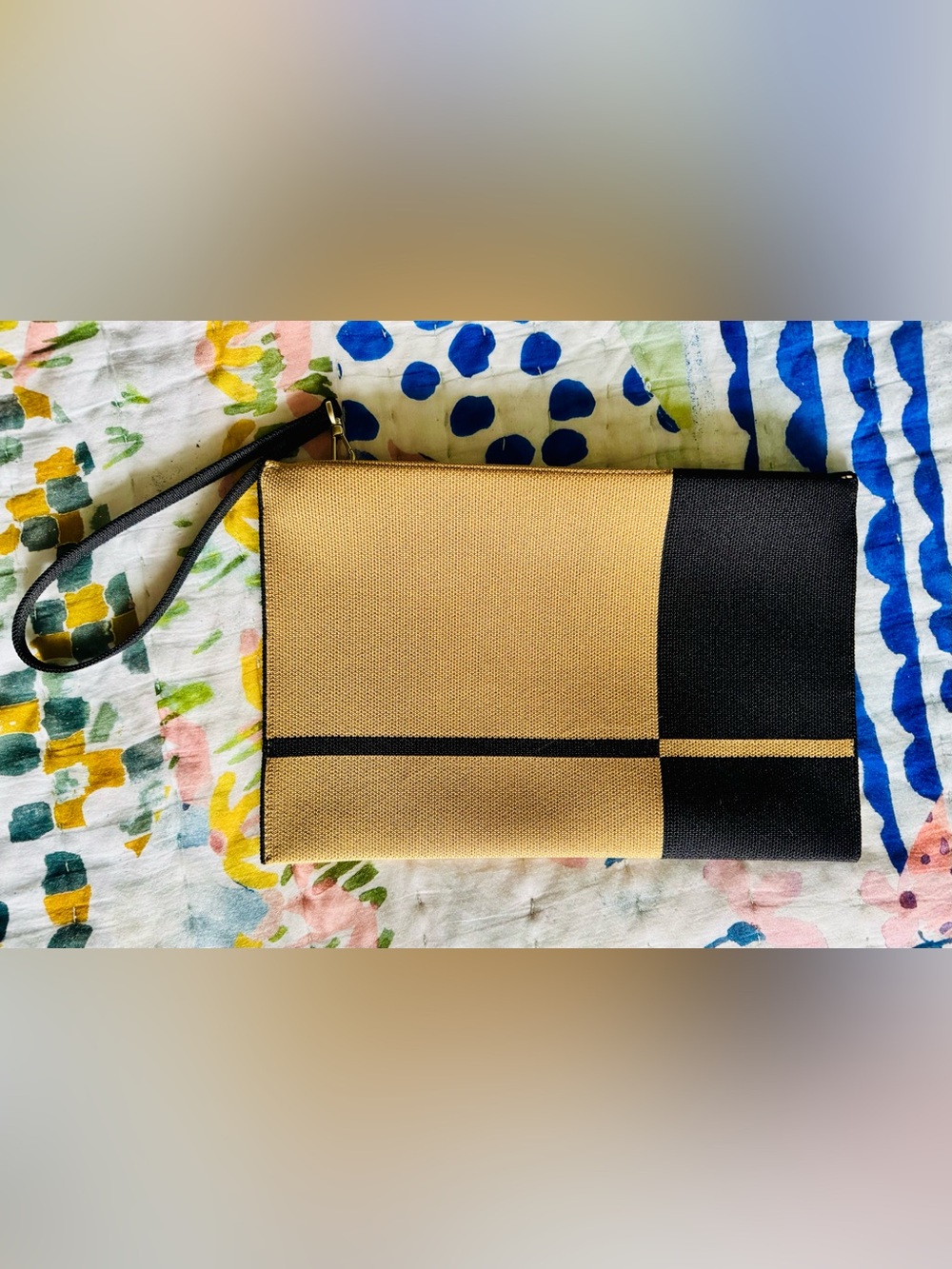 Rothy's Knit Envelope Clutch Camel Black Colorblock